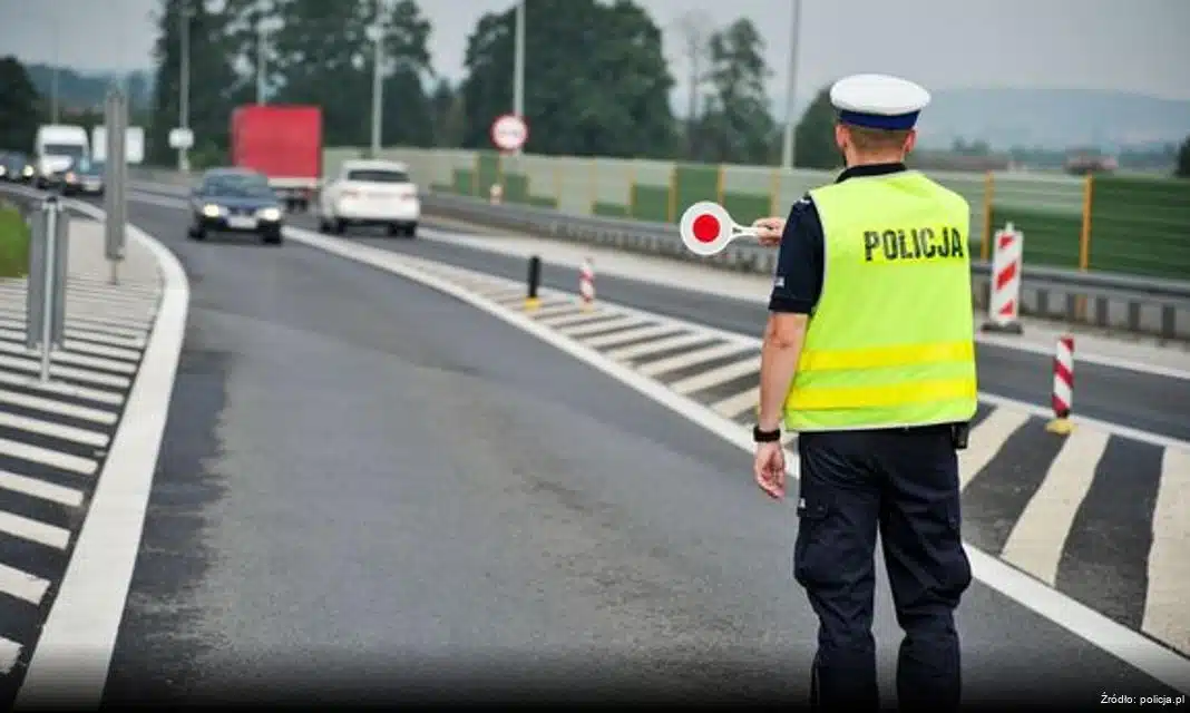 Apel kartuskiej policji w sprawie bezpieczeństwa podczas sylwestrowych fajerwerków
